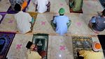 Potret Salat Id di Beberapa Negara dalam Kondisi New Normal