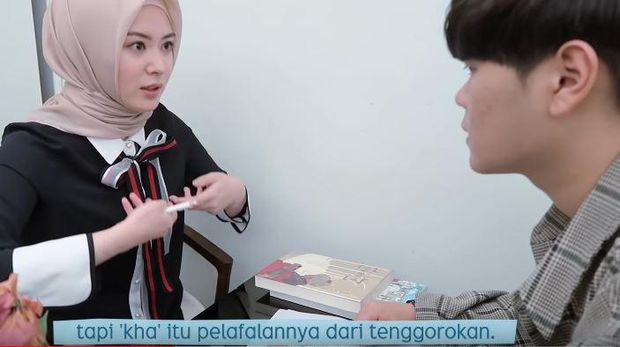 Ayana Moon dan adiknya (Youtube)