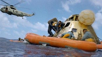 Misi Apollo yang berhasil mendaratkan astronaut ke Bulan memiliki command module sebagai alat transportasi utama. Untuk mencapai permukaan Bulan, astronaut harus menumpang lunar module. Misi Apollo dimulai tahun 1968 dan berakhir tahun 1972. Foto: NASA