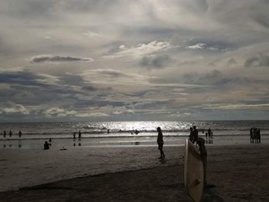 Pantai Legian Bali: Lokasi, Harga Tiket, dan Daya Tariknya