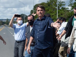 Senat Rekomendasikan Presiden Brasil Didakwa Pidana terkait Pandemi Corona