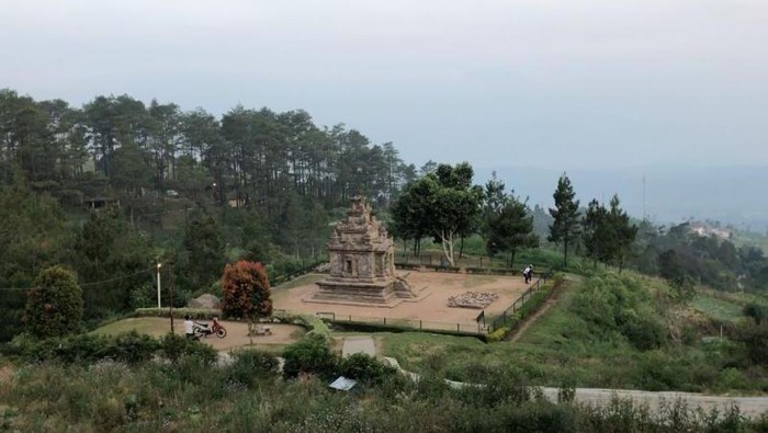 Candi Hindu di Ungaran.