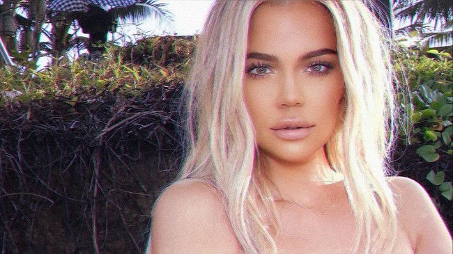 Sebelumnya, Khloe Kardashian lebih sering terlihat dengan tampilan rambut pirangnya. Jadi tidak heran jika tampilannya kali ini terlihat cukup jauh berbeda dibanding sebelumnya. Foto: Dok. Instagram Khloe Kardashian