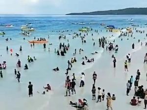 Naik Drastis, Wisatawan ke Tanjung Bira Hari Ini Tembus 10.476 Orang