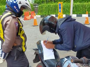 Volume Kendaraan Masuk ke Surabaya Turun di Hari kedua Lebaran