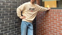 Dikenal sebagai member boyband BtoB, Yook Sungjae kini fokus menjadi aktor. Lewat akun Instagramnya Sungjae bagikan momen kulinerannya yang seru. Foto: Instagram @yook_can_do_it