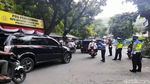 Polisi Putar Balik Wisatawan yang Nekat ke Palabuhanratu