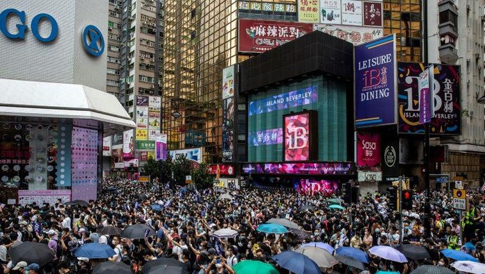 Demonstrasi Hong Kong ricuh lagi di tengah Corona (AFP Photo)
