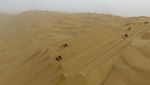 Keren Banget! China Bangun Jalan Raya di Tengah Gurun Pasir