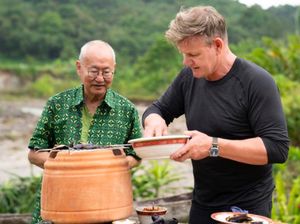 Gordon Ramsay Masak Rendang hingga Bekal Buat Suami yang Viral