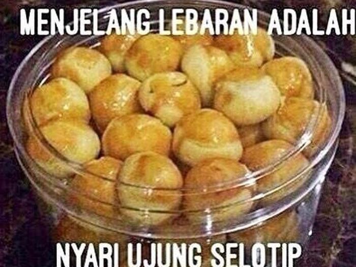 Meme selotip stoples kue lebaran