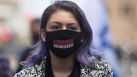 Sebelumnya, dalam tiga kali pemilihan umum Israel, tidak ada pihak yang berhasil mencapai mayoritas mutlak. Sekalipun meraih suara terbanyak, Netanyahu berkali-kali gagal membentuk pemerintahan koalisi.