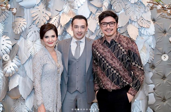 Cut Tary Cut Tary dan Richard Kevin.