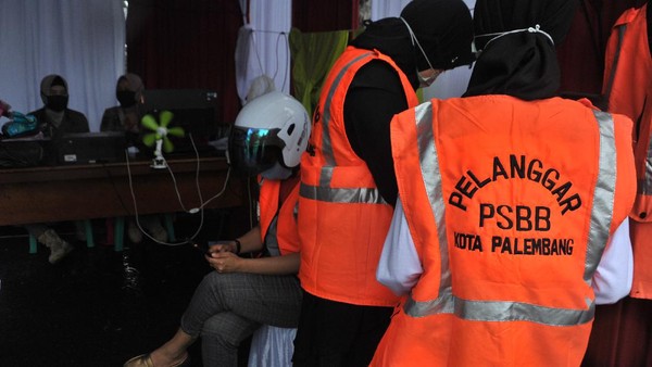 Nekat Langgar PSBB di Palembang, Siap-siap Pakai Rompi Oranye