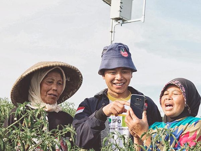 Telkomsel genap berusia 25 tahun. Selama itu pula, operator seluler ini telah mencapai lebih dari 170 juta pelanggan dan membangun 209 ribu BTS di seluruh Indonesia.