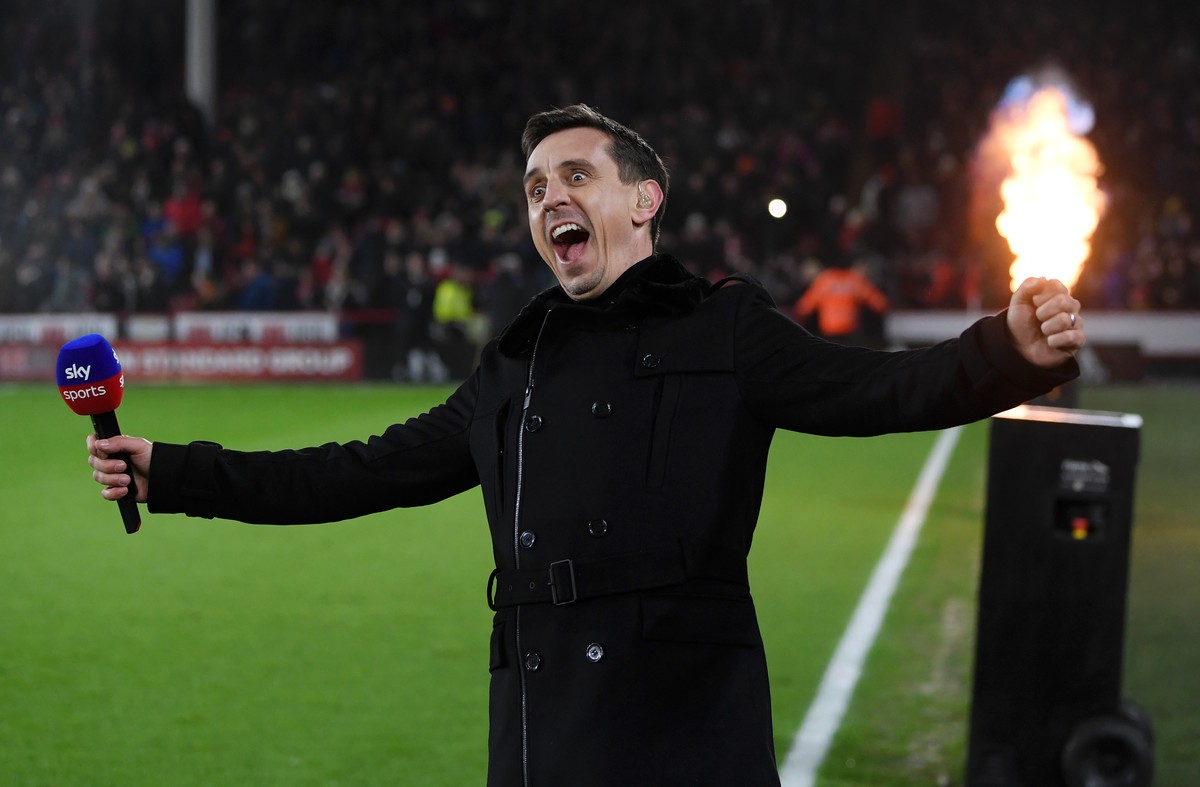 Peringatan Gary Neville ke Pep Guardiola (Getty Images/Michael Regan)
