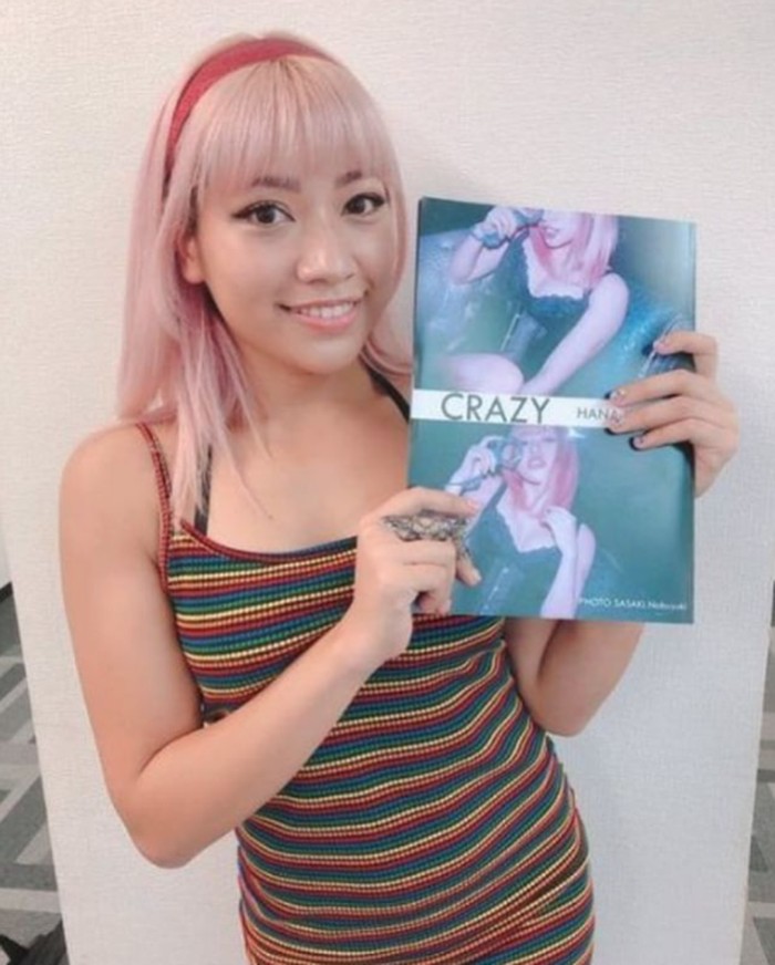 Hana Kimura, pegulat dan bintang Netflix yang meninggal di usia 22 tahun.