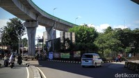 Walaupun bisa memangkas jarak tempuh, tetap saja perilaku tersebut melanggar. Bagaimana menurut Anda?