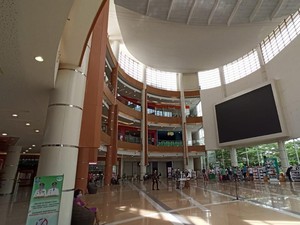 Mal hingga Supermarket Wajib Batasi Pengunjung Saat New Normal
