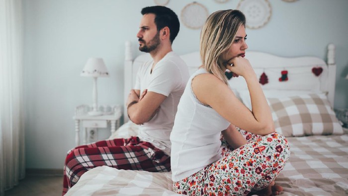 652986202 Couple having arguments and sexual problems in bed