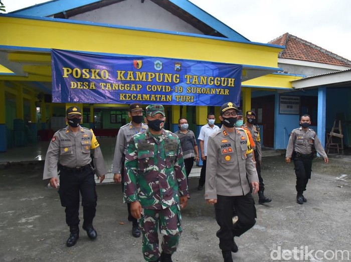Lamongan juga punya Kampung Tangguh COVID-19. Sudah ada 2 Kampung Tangguh sebagai bentuk peran serta masyarakat dalam mencegah penyebaran Corona.