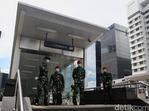 Video New Normal, TNI Wara Wiri di Stasiun MRT Bundaran HI