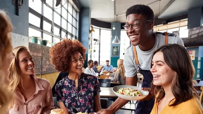 5 Kondisi di Restoran yang Tak Aman Disinggahi Saat Corona