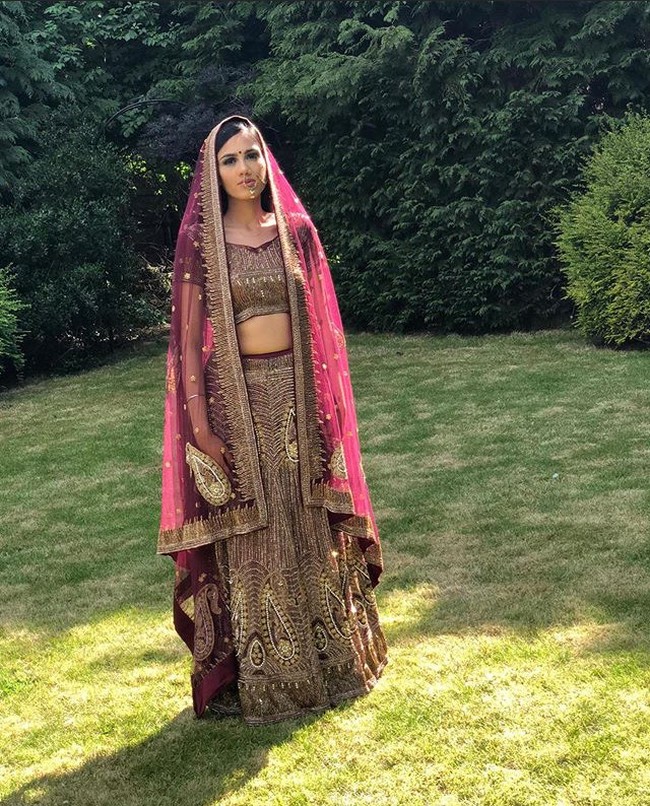 Saya tidak pernah tahu pilot, tetapi saya suka terbang. Setelah saya mendapat pelajaran dan saya benar-benar ingin masuk ke industri yang didominasi pria, kata Nachel seperti dilansir Daily Star. Foto: Instagram