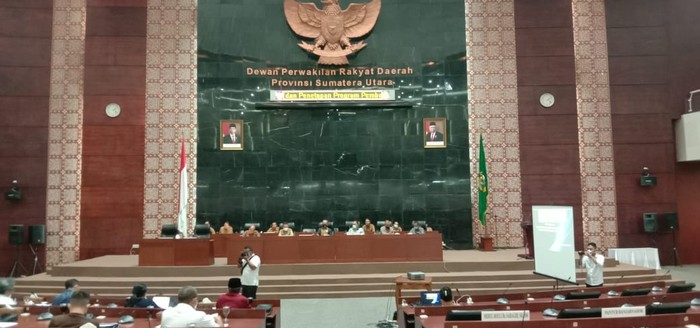 Rapat DPRD Sumut bersama Pemprov (Ahmad Arfah-detikcom)