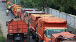 Habis Lebaran Truk Sampah Antri di Bantargebang