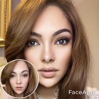 Dokter cantik Reisa Broto Asmoro pun ikut serta mengunggah fotonya saat menggunakan aplikasi FaceApp,Ikut nyobain #oplaschallenge ni gaesss 🤣 gimana menurut kalian? Mata dibelok2in, hidung dimancung2in, bibir digede2in....... 😆, katanya. Foto: instagram @reisabrotoasmoro