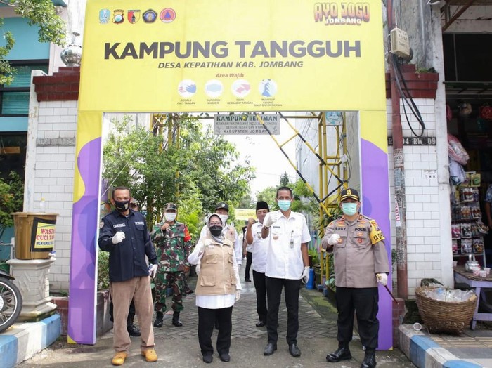 Polres Jombang Bentuk 2 Kampung Tangguh