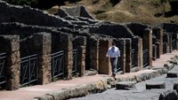 Kawasan wisata ini baru saja direnovasi yang menghabiskan dana senilai $113 juta yang selesai tepat sebelum virus Corona menyebar. Renovasi dimulai sejak tahun 2012. (AFP)
