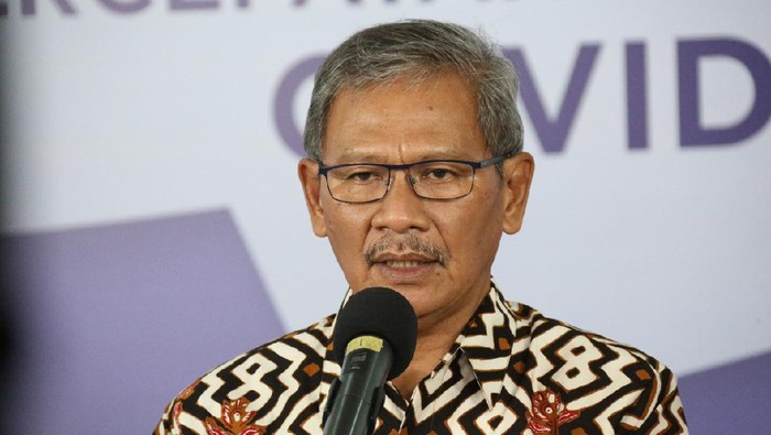 Juru Bicara Pemerintah terkait Penanganan Wabah Virus Corona, Achmad Yurianto (dok. BNPB) Juru Bicara Pemerintah terkait Penanganan Wabah Virus Corona, Achmad Yurianto (dok. BNPB)