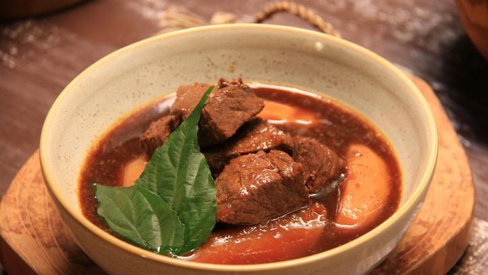 makanan Indonesia peninggalan belanda