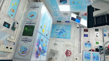 Tentu untuk orang dewasa,  gambarnya agak berbeda dari yang untuk anak-anak. (Foto: Dok. Silvio Irilli)