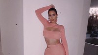 Kim Kardashian bukan karena foto, tapi juga video seks dengan Ray J yang tersebar. Foto: dok. Instagram