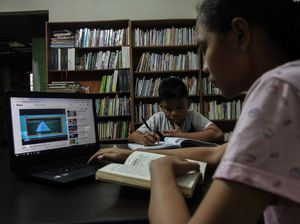 Kemendikbud Tegaskan Tak Ada Rencana Peleburan Mata Pelajaran Agama-PPKN