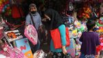H+3 Lebaran, Pasar Gembrong Mulai Ramai Pembeli