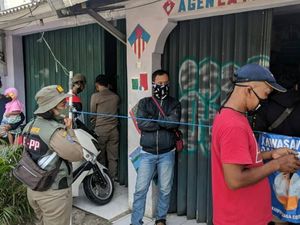 Sempat Bikin Warga Antre, Toko Layangan di Depok Ditutup Satpol PP