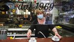 Kiat Restoran Hadapi New Normal di Berbagai Negara Dunia