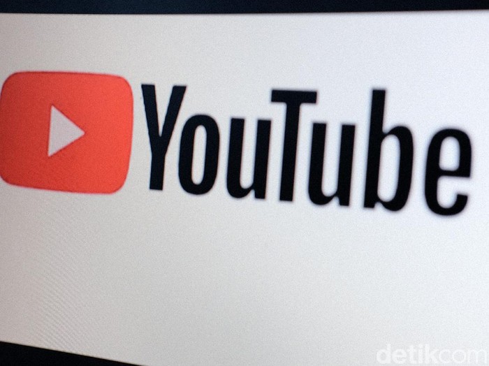 Ilustrasi Google, ilustrasi YouTube, dan ilustrasi Facebook