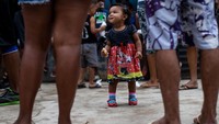 Hampir dua pertiga dari anak-anak itu secara keseluruhan tinggal di Afrika sub-Sahara dan Asia Selatan.