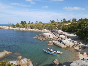 Butuh Vitamin Sea? Ini Potret Pantai Turun Aban di Bangka Belitung