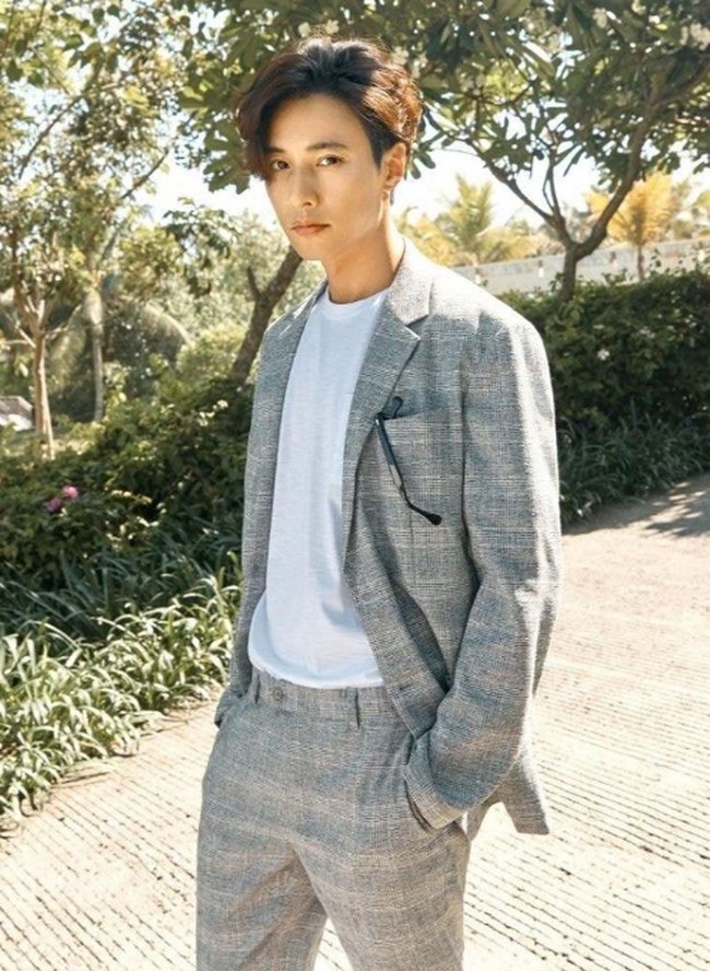 Meskipun sudah tidak eksis di dunia akting, suami aktris Lee Na Young ini masih menjadi salah satu aktor Korea Selatan dengan bayaran iklan termahal. Foto: Dok. OLZEN