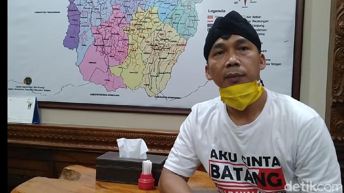 Bupati Batang Wihaji