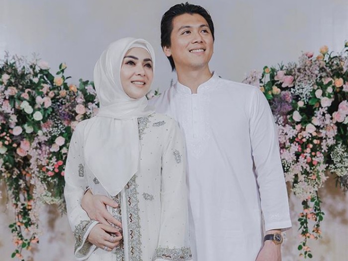 Syahrini Syahrini dan Reino Barack.