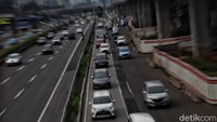 Saat ini Jakarta masih dalam tahap PBB untuk mencegah terjadinya penyebaran pandemi COVID-19.