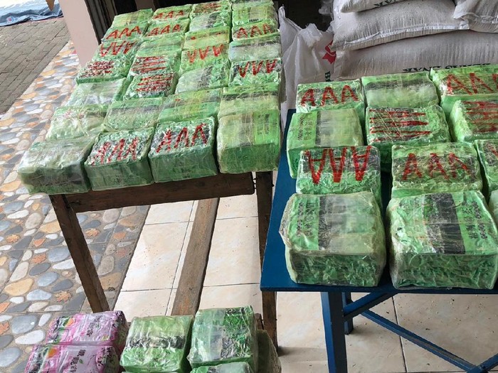 BNN Sita 100 Kg Sabu dan Ekstasi