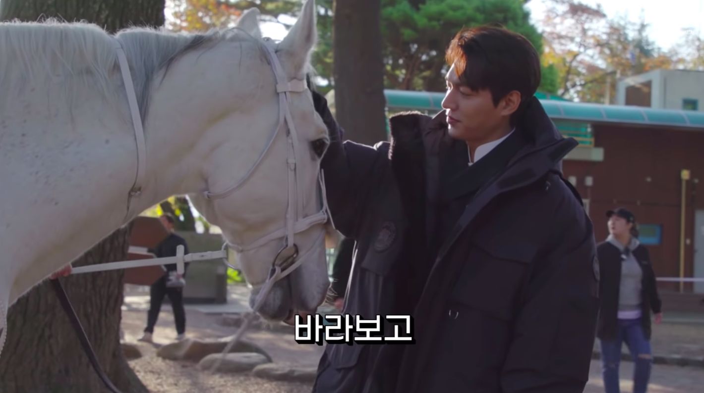 Lee Min Ho Kirim Buah untuk Maximus